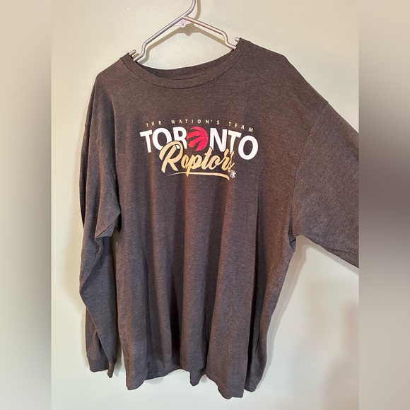 3XL Grey Toronto Raptors Long Sleeve Shirt - Picture 2 of 3